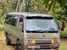 Nissan Caravan 2000 Van