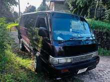 Nissan Caravan 1995 Van