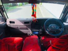 https://riyasewana.com/uploads/nissan-caravan-71210376455.jpg