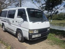 Nissan Caravan 2000 Van
