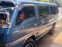 Nissan Caravan 1991 Van