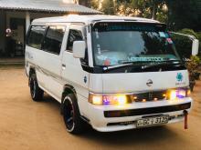 Nissan Caravan 2000 Van