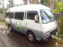 Nissan Caravan 1985 Van