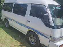 Nissan Caravan 2001 Van