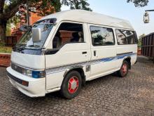 Nissan Caravan 1995 Van