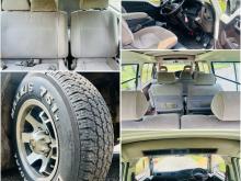 https://riyasewana.com/uploads/nissan-caravan-912011517626.jpg