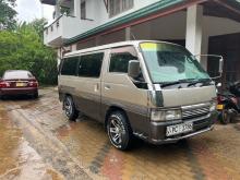 Nissan Caravan 1999 Van