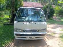 Nissan CARAVAN 1993 Van