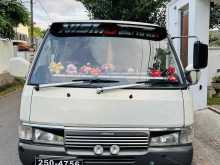 Nissan Caravan 1993 Van