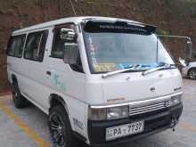 Nissan Caravan 2001 Van