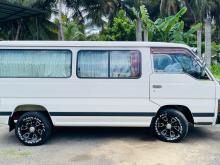 Nissan Caravan 1999 Van