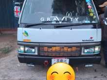 Nissan Caravan DX 1992 Van