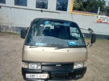 Nissan Caravan E24 1999 Van