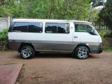 Nissan Caravan E24 Long 1990 Van