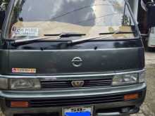 Nissan Caravan E24 1993 Van