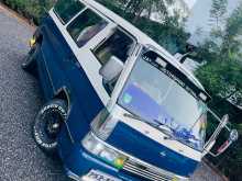 Nissan Caravan E24 1995 Van