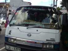 Nissan Caravan E24 2000 Van