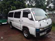 Nissan Caravan E24 2000 Van