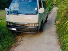 Nissan Caravan 1992 Van