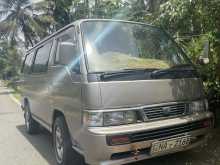 Nissan Caravan E24 2000 Van