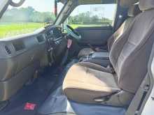 https://riyasewana.com/uploads/nissan-caravan-e24-4172943964.jpg