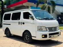 Nissan Caravan E25 2001 Van