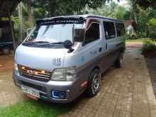 Nissan Caravan E25 2004 Van