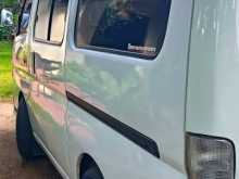 https://riyasewana.com/uploads/nissan-caravan-e25-2006-16324712174.jpg