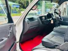 https://riyasewana.com/uploads/nissan-caravan-e25-7125857284.jpg