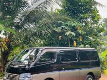 Nissan Caravan E25 2004 Van