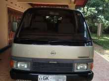Nissan Caravan GL L Short 2001 Van