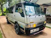 Nissan Caravan GL-L 2000 Van