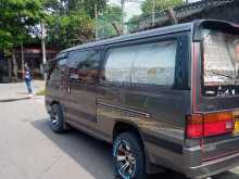 Nissan Caravan GLL Long Model 1992 Van