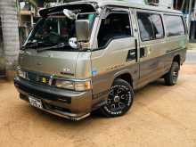 Nissan Caravan GL-L 1990 Van