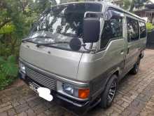 Nissan Caravan GLL 1995 Van