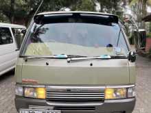 Nissan Caravan GLL 2000 Van