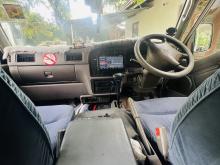 https://riyasewana.com/uploads/nissan-caravan-gll-2814193717305.jpg