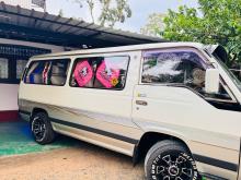 Nissan Caravan GLL 1998 Van