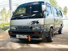 Nissan CARAVAN GLL 2003 Van