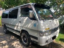 Nissan Caravan GLL 2001 Van