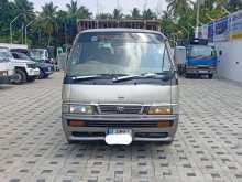 Nissan Caravan GT Cruise 1993 Van