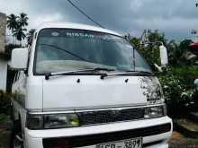 Nissan Caravan High Roof 2000 Van