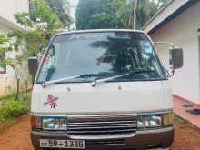 Nissan Caravan 1993 Van