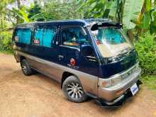 Nissan Caravan Long 1989 Van