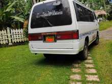 Nissan Caravan Long 1992 Van