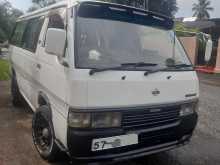 Nissan Caravan Long 1992 Van