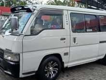 Nissan Caravan Long 1993 Van
