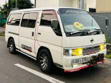 Nissan Caravan Long 1996 Van