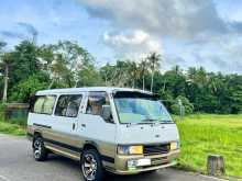 Nissan Caravan 1999 Van