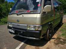 Nissan Caravan Long 1992 Van